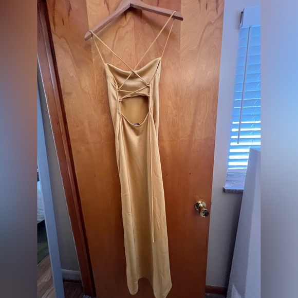 NEW - Meshki Sydney Straight Neck Slip Maxi Dress Yellow SZ XS - Picture 5 of 5